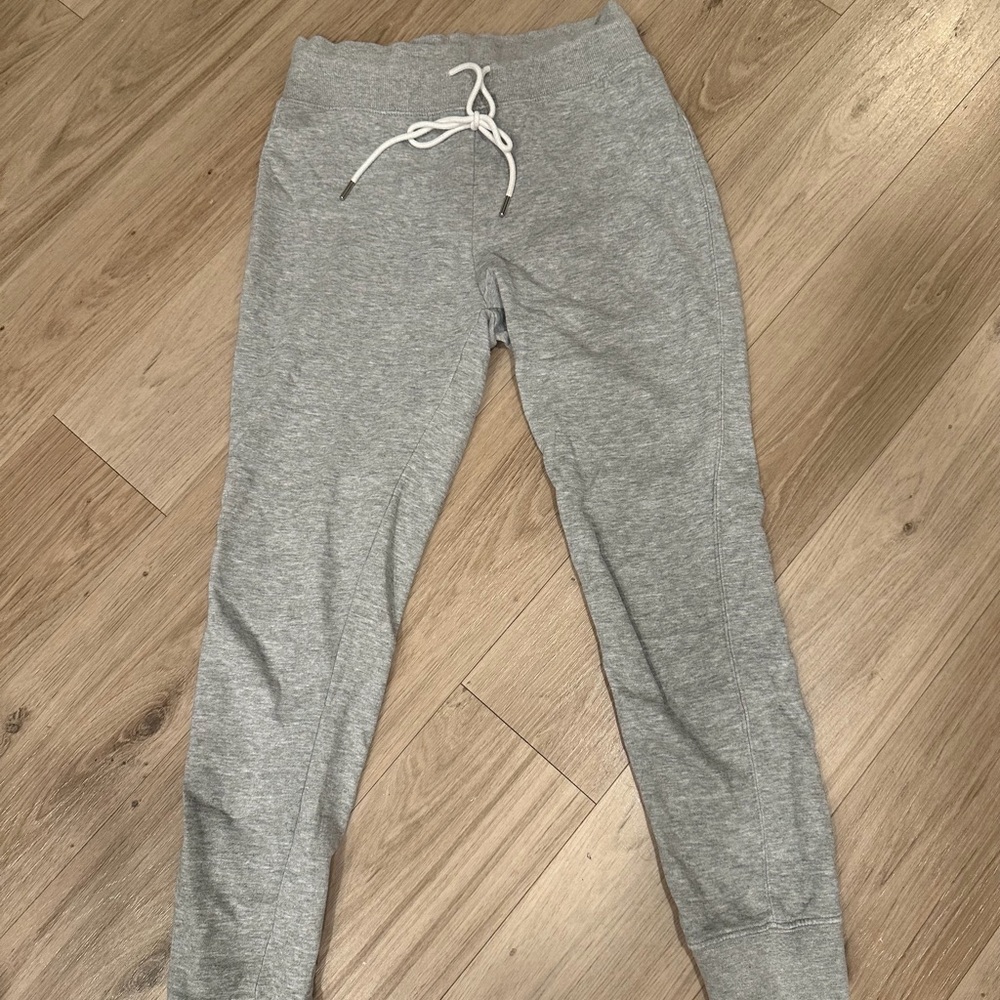 H&M Gray Jogger Sweatpants with White Drawstring
